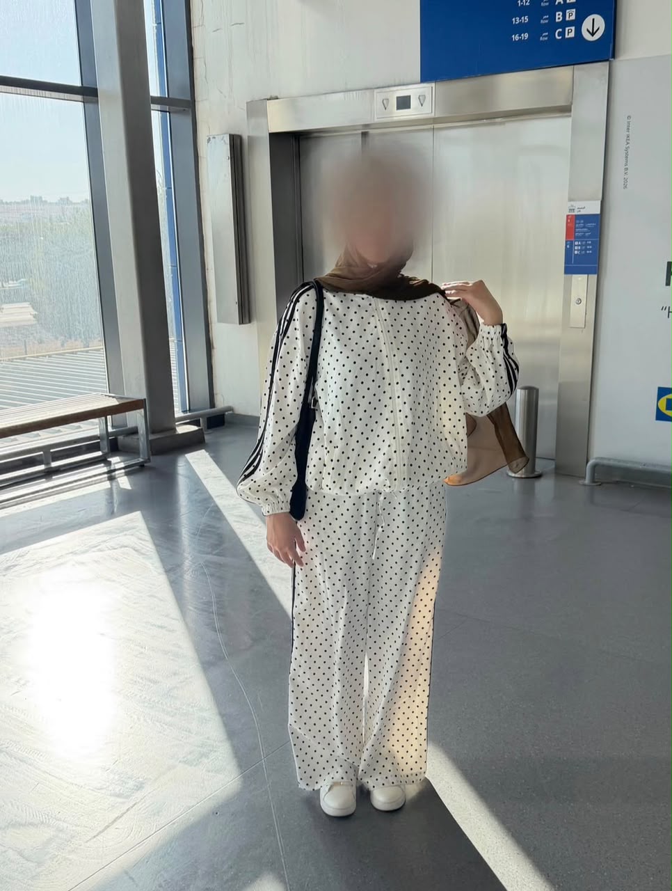 طقم رياضة Polka Dots